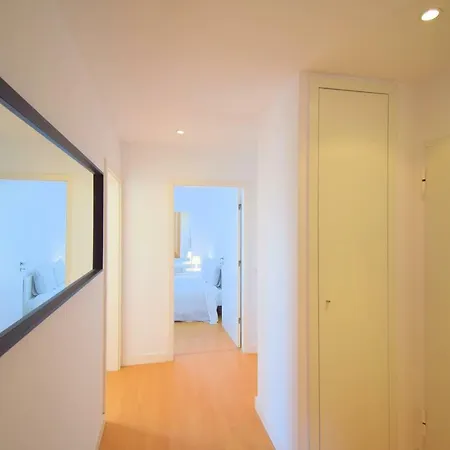 Sunny With A/c Apartman *